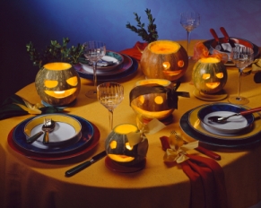 halloween_decorating_ideas_table.jpg