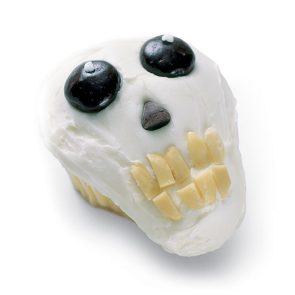 sweet-skull-halloween-recipe-photo-420-FF1005TRICKA10.jpg
